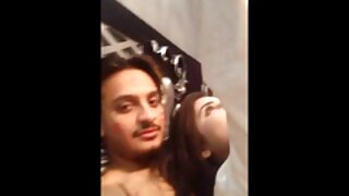 Gyönyörű ribanc ad a szopást, baszik mese porno filmek a puncija a cam