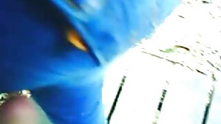 Ő teszi a fickó egy kellemes porno ingyen video meglepetés, szar a kakas keresztül a tortát